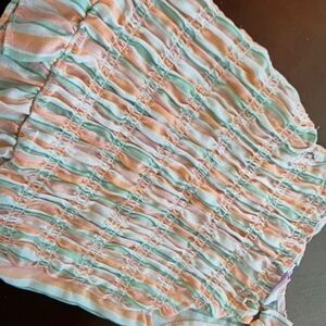 Ruffle sleeveless blouse